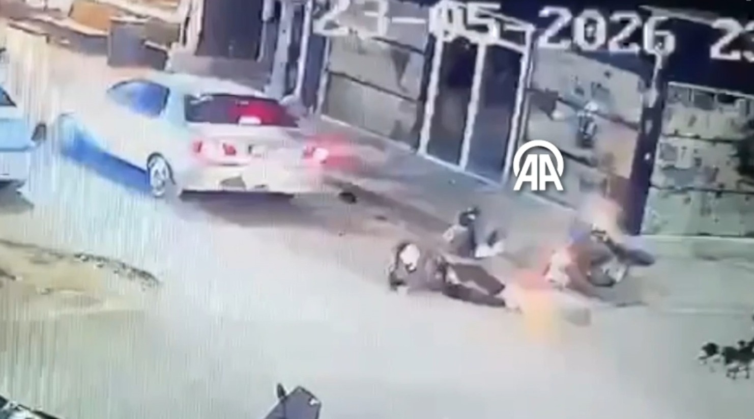 Edirne'de otomobille çarpışan motosikletteki 2 kişi yaralandı